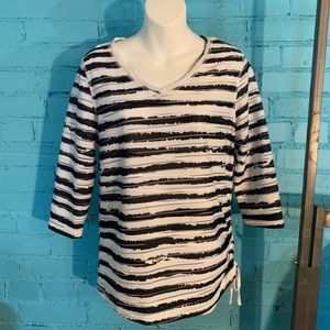 Onque Casual Black & White Mesh Blouse Sz S